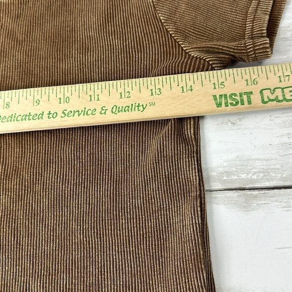 FOREVER 21 Ribbed brown crop top sz 6 - Picture 2 of 6